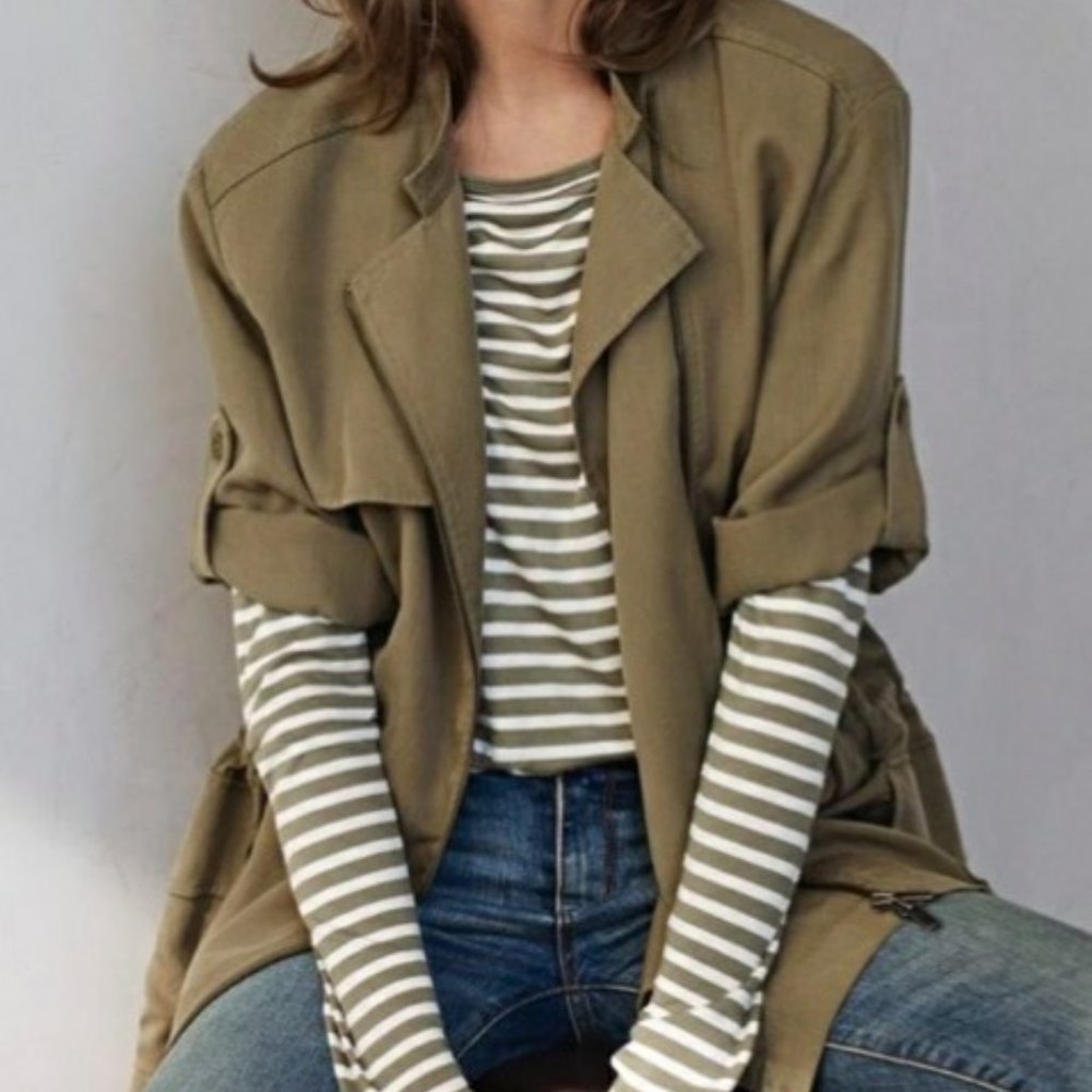 Banana Republic  Drapey anorak jacket